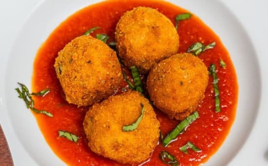 Arancini Balls (4 Pcs)