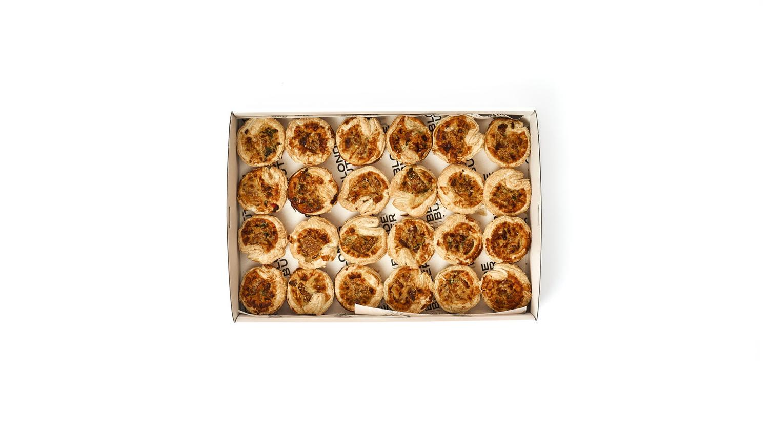 Chorizo and Spinach Tarts Box (Large) 