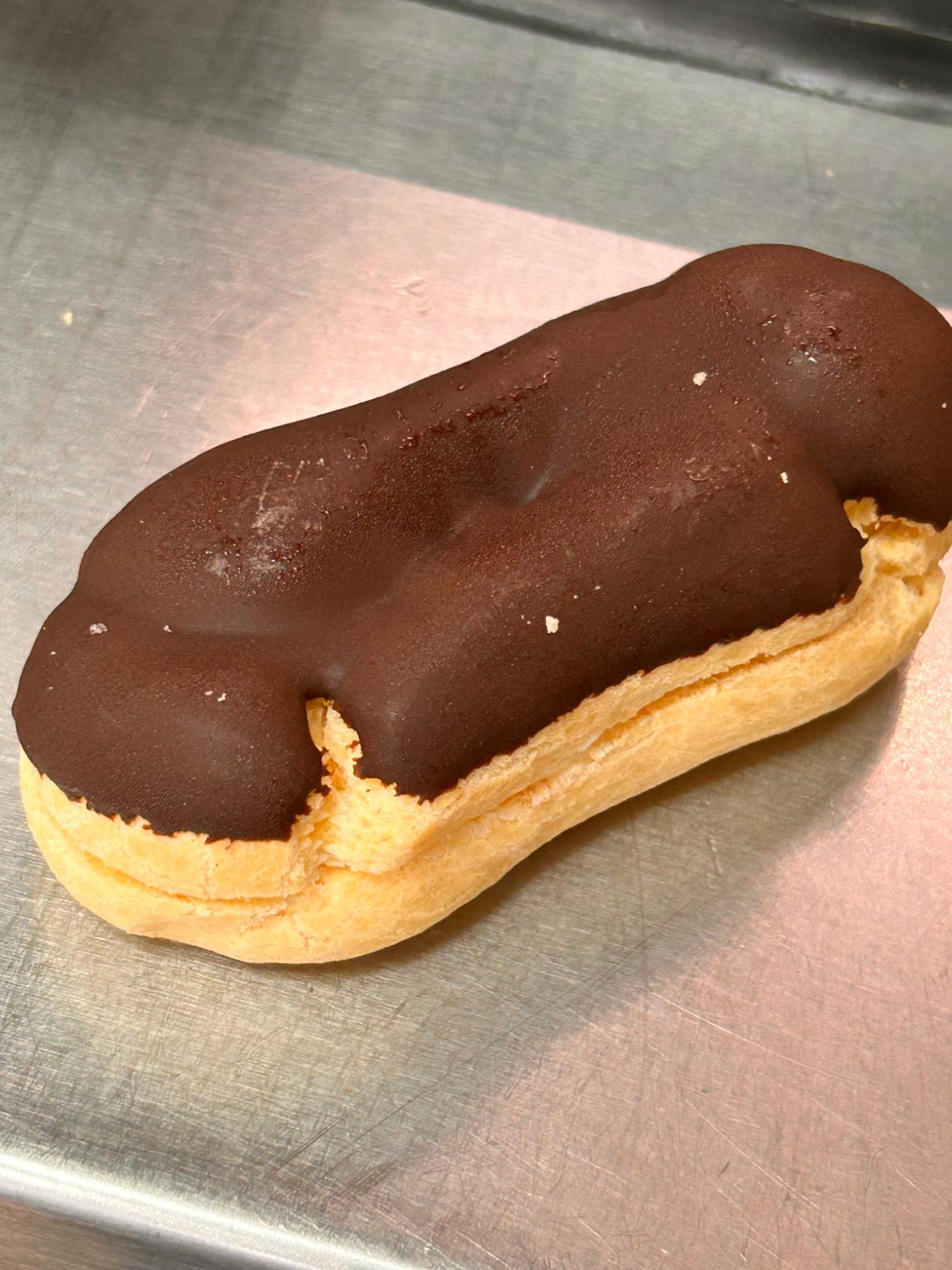Mini Chocolate Eclair