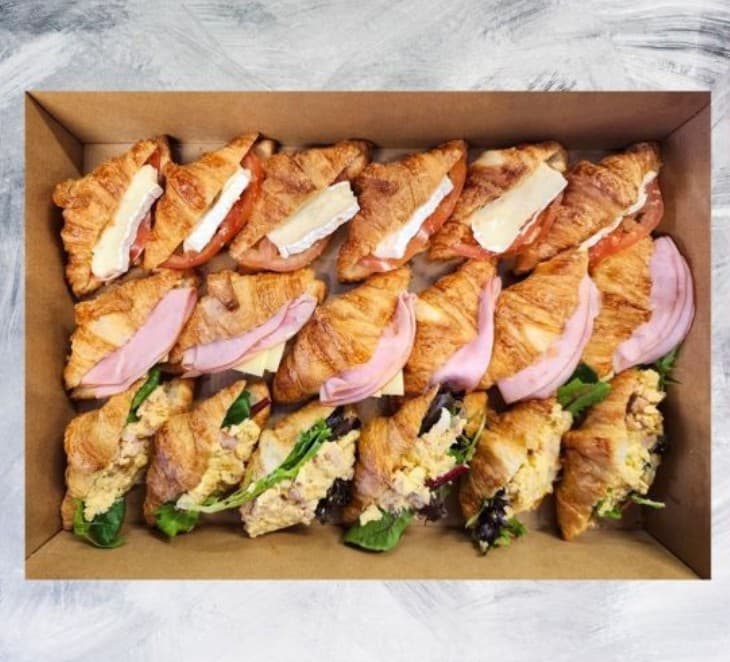 Mini Savoury Croissant Box (18 Pieces)