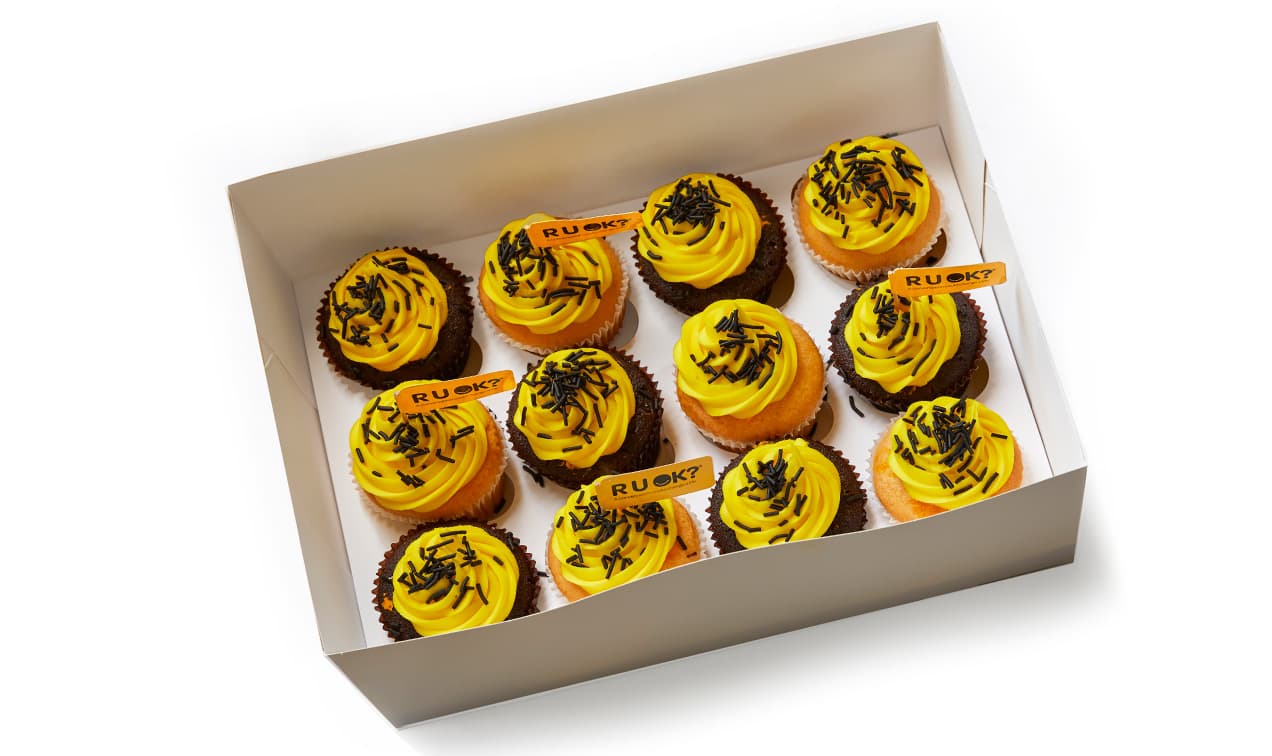 RU OK? Day Cupcakes Box (12pcs)