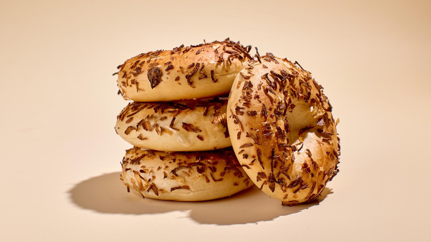 Pack of 4 Onion Bagels
