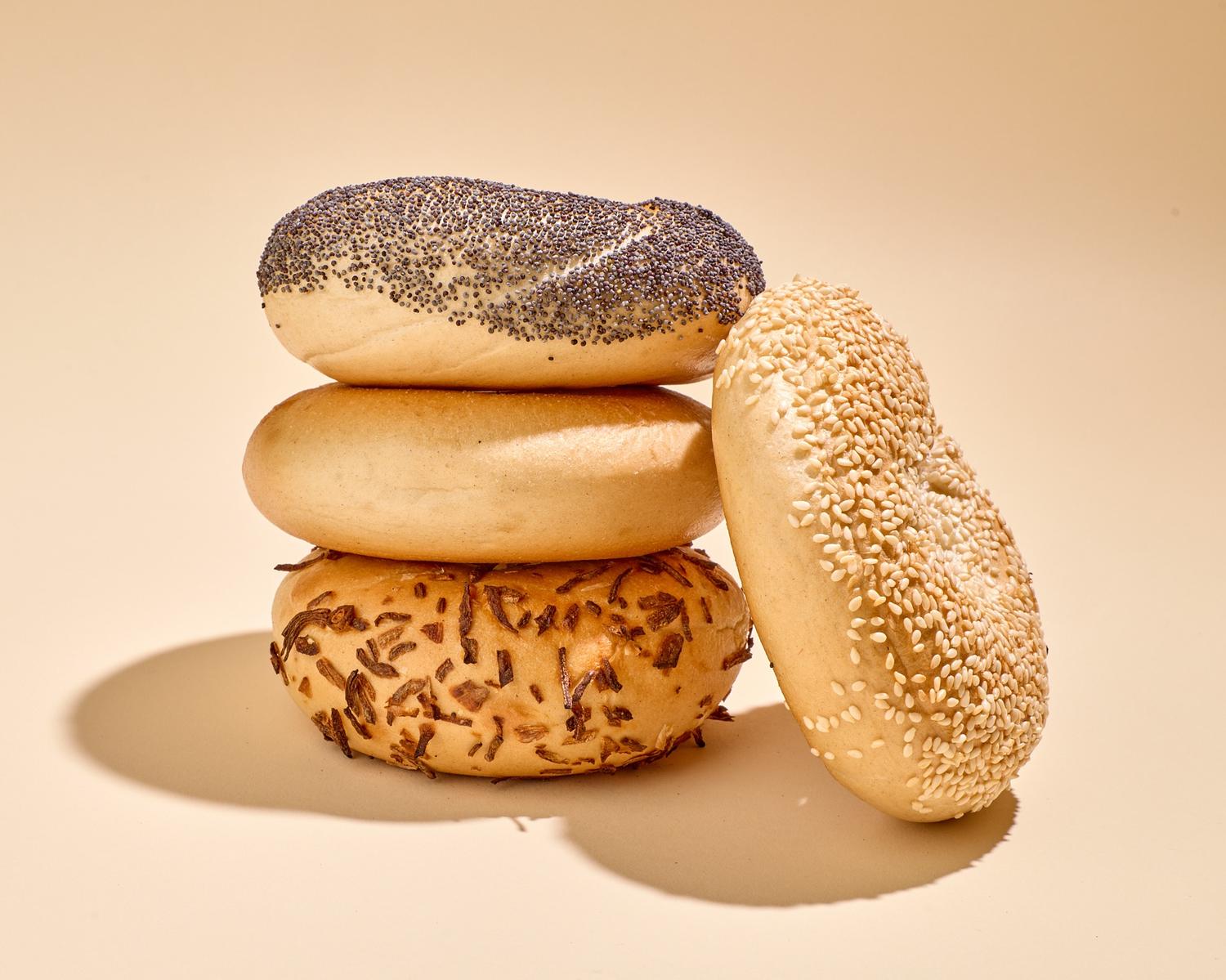 Pack of 4 Bagels (Plain, Onion, Poppy , Sesame)