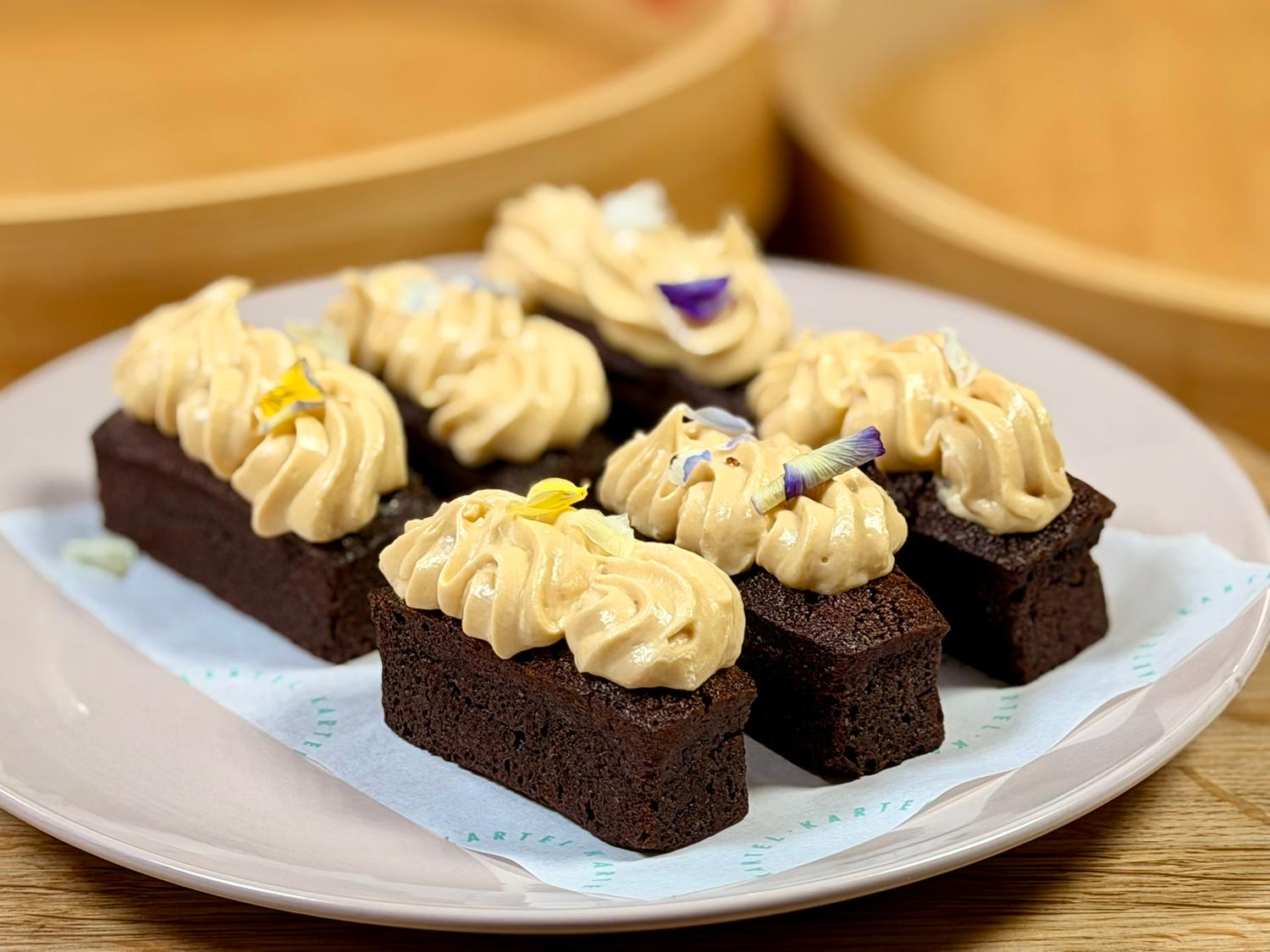 Flourless Chocolate Cake