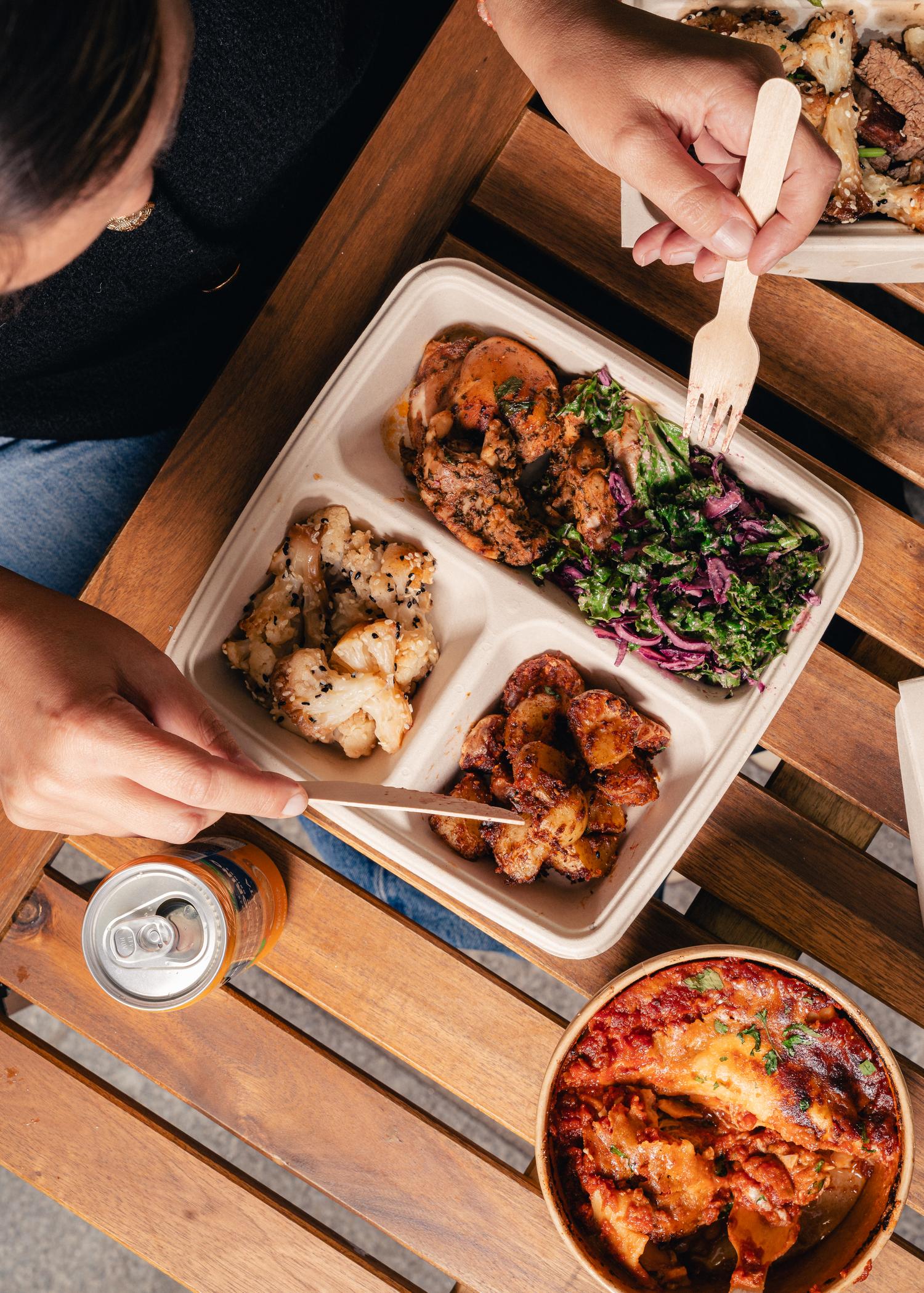 Spicy Chicken & Salads - Bowl 3