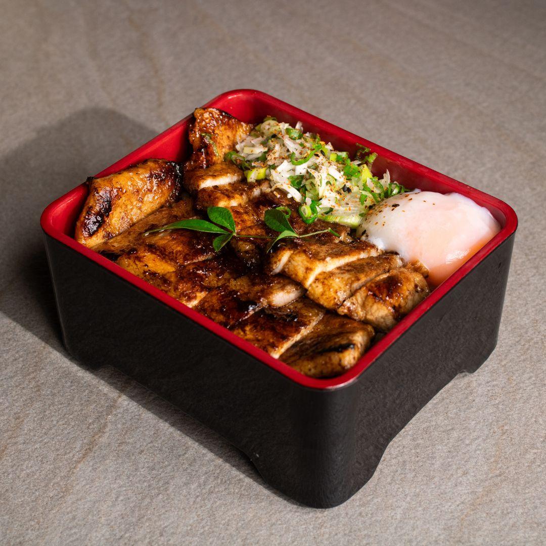 Negi Buta Sumibiyaki Don