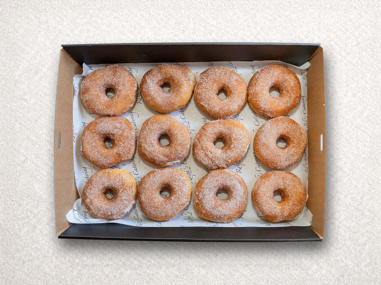 Mini Cinnamon Donuts Platter (12pcs)
