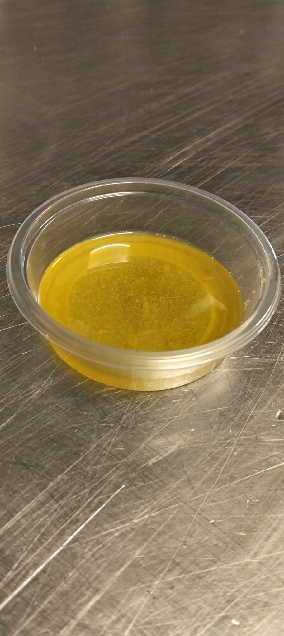 Italian Extra Virgin Oil and Fresh Garlic Dressing