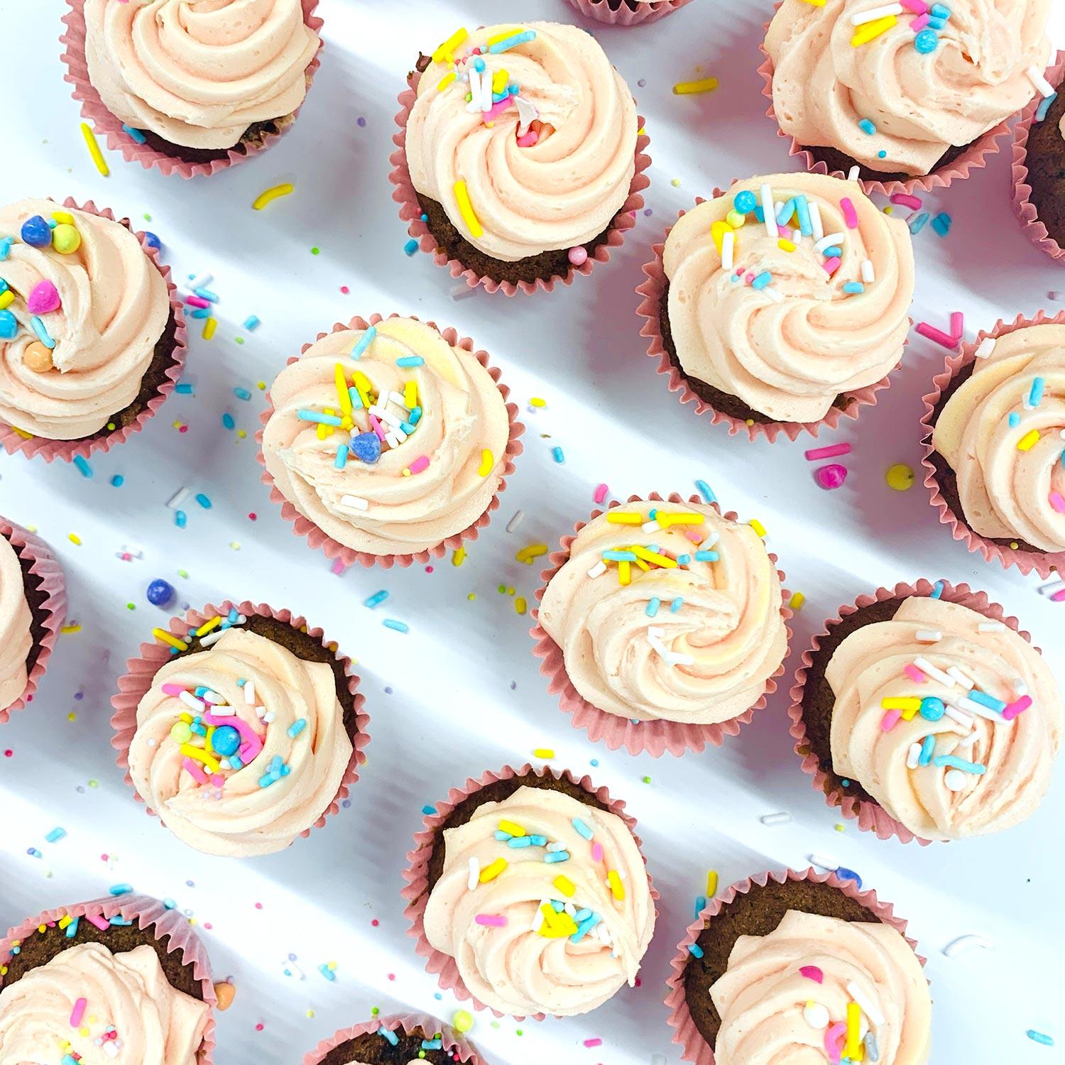 Box of 24 Mini Cupcakes ONE Colour & Flavour