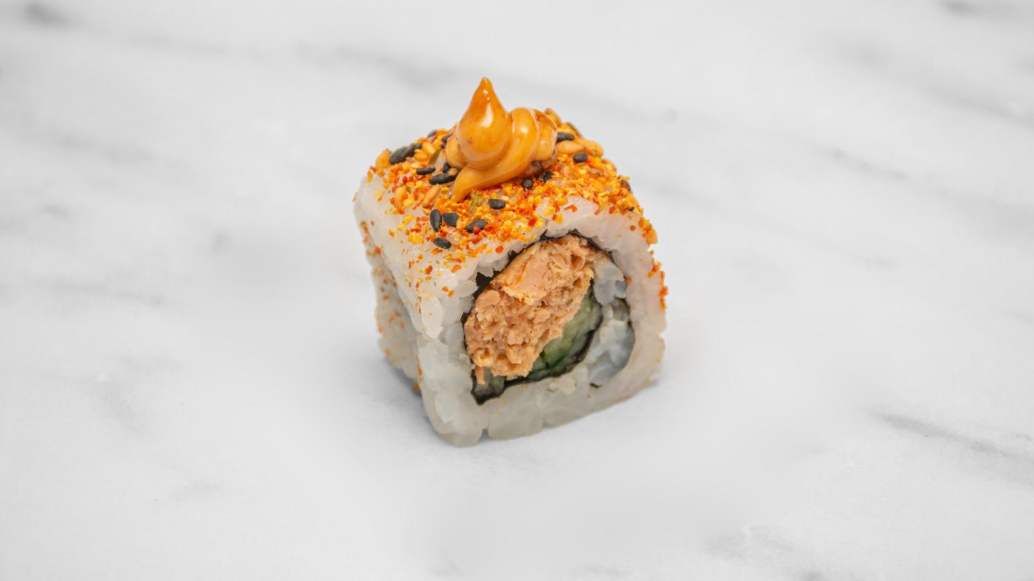 Shichimi Salmon Uramaki (8 pcs)