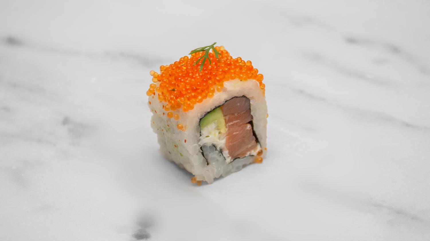 Scandi Gravlax Salmon Uramaki (8 pcs)