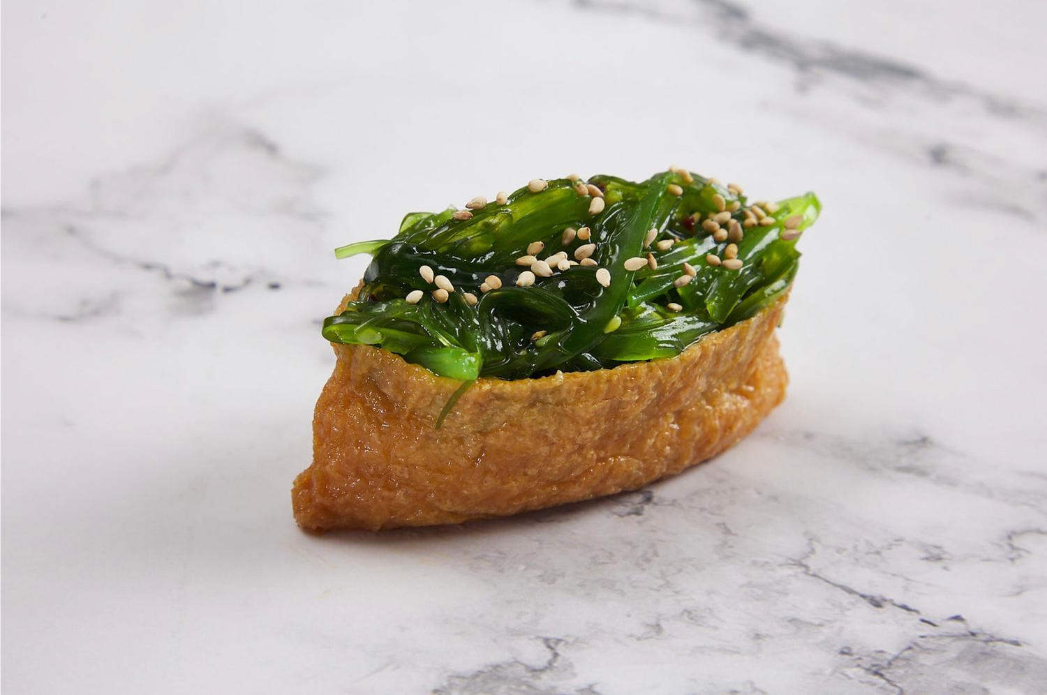 Goma Wakame Gunkan Inari (2 pcs)