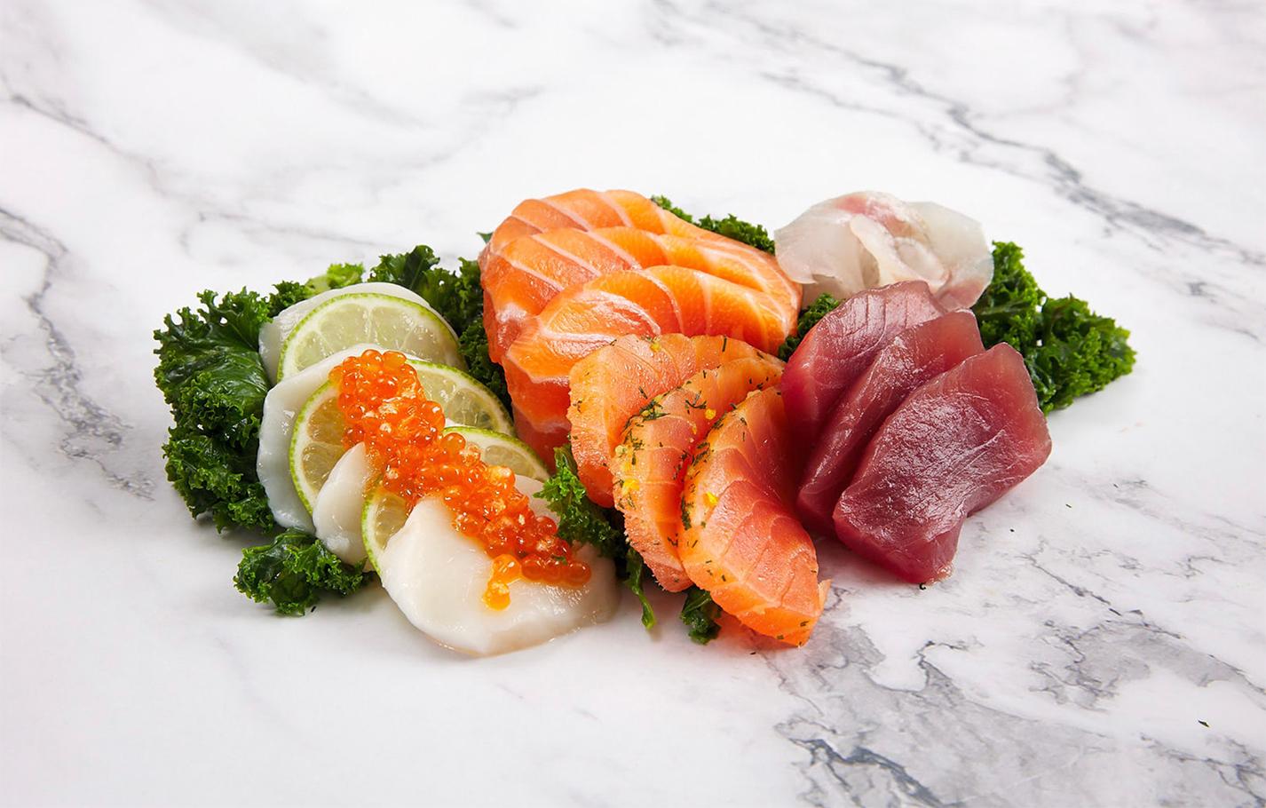 Matsu Sashimi Platter (15 pcs)