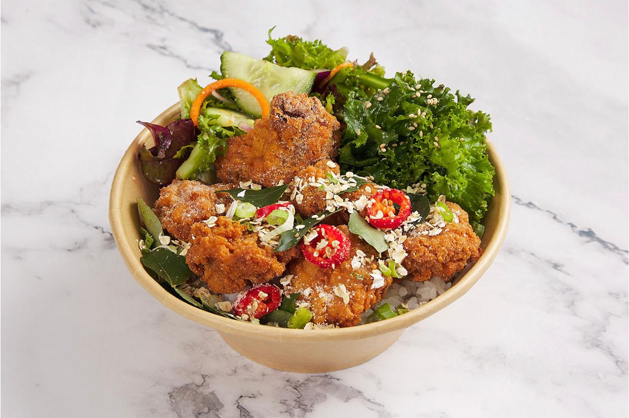 Chilli Oats Chicken Donburi - Curry Rice
