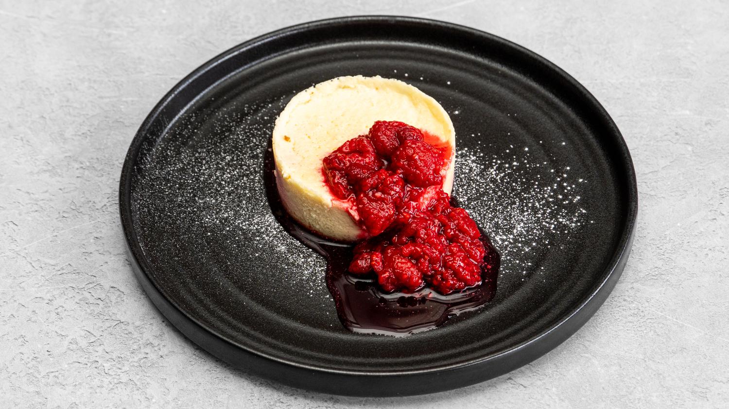 New York Cheesecake with Raspberry Compote