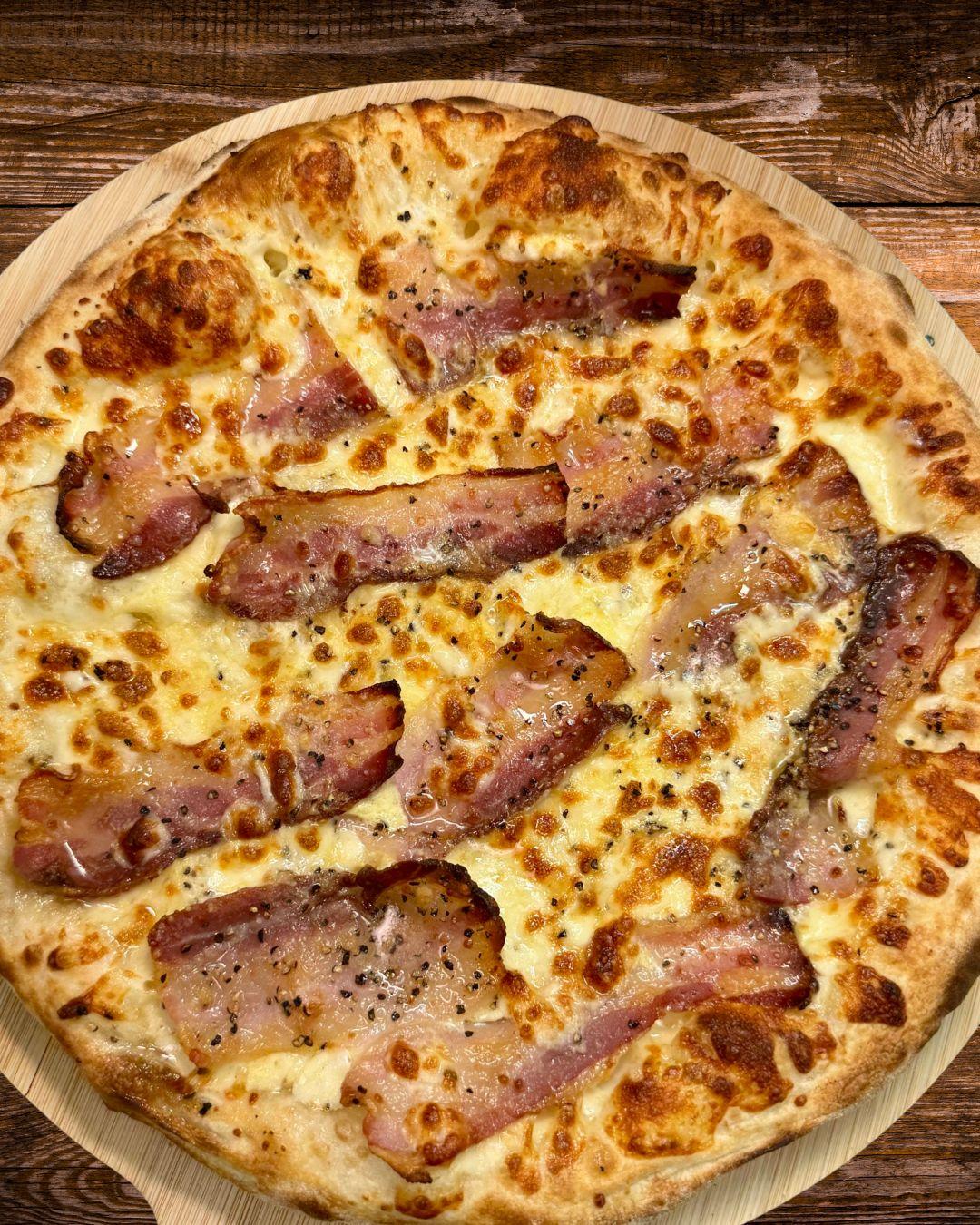 Carbonara Pizza